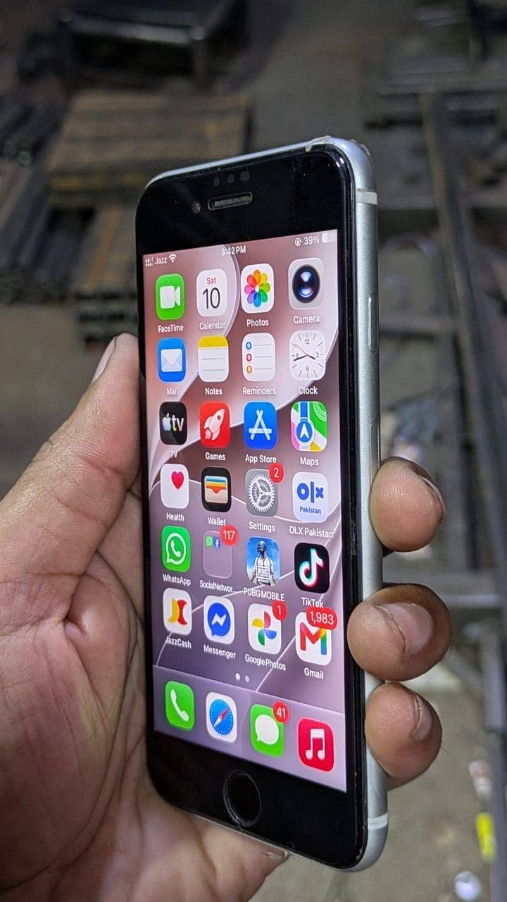 Apple iPhone SE 8