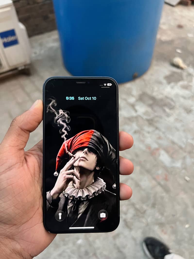 Apple iPhone 12 1