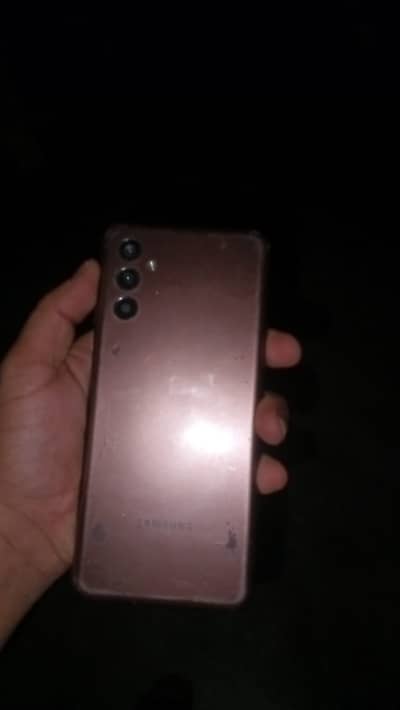 Samsung Mobile M13