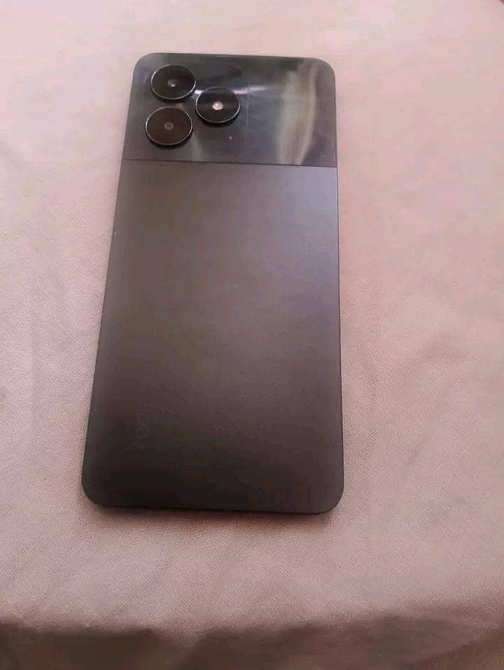 Realme C51 0