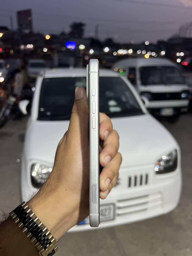 Apple iPhone 17 Pro Max 2