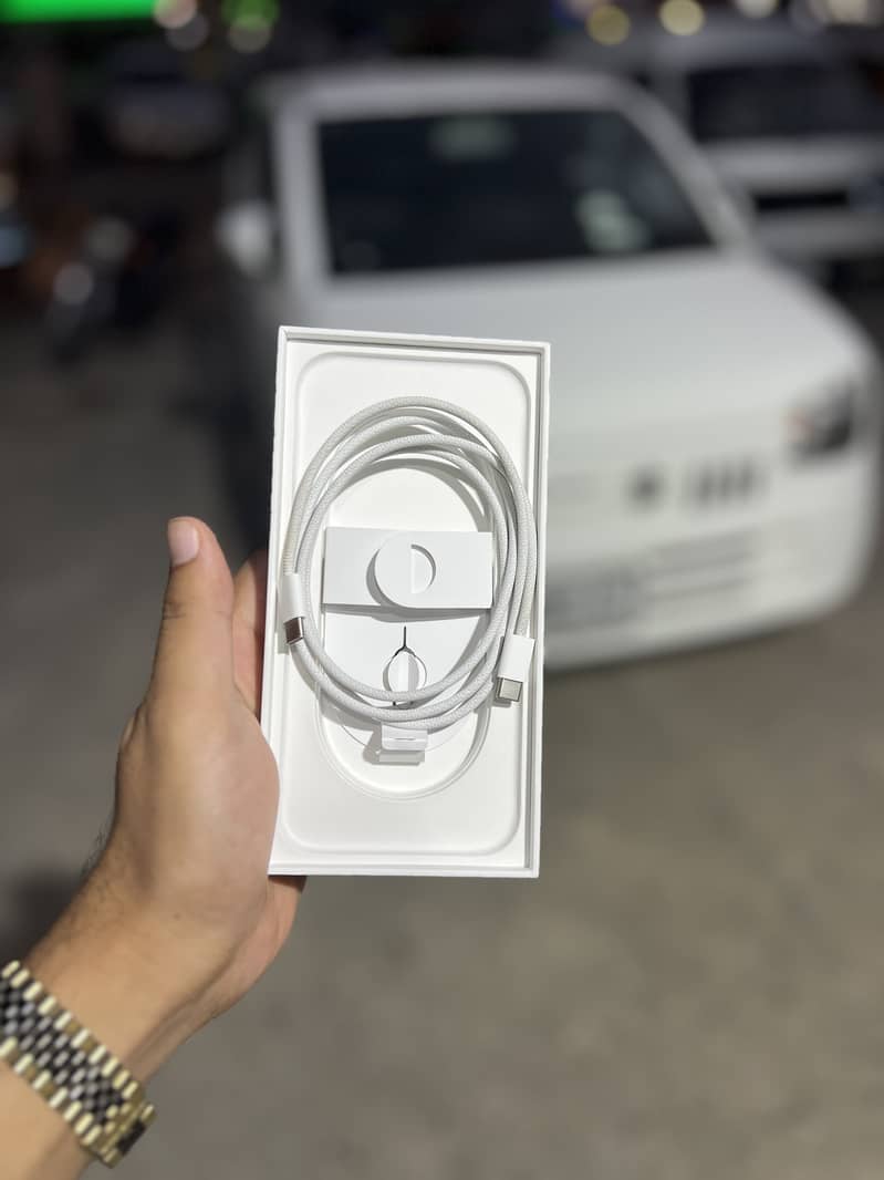 Apple iPhone 17 Pro Max 7
