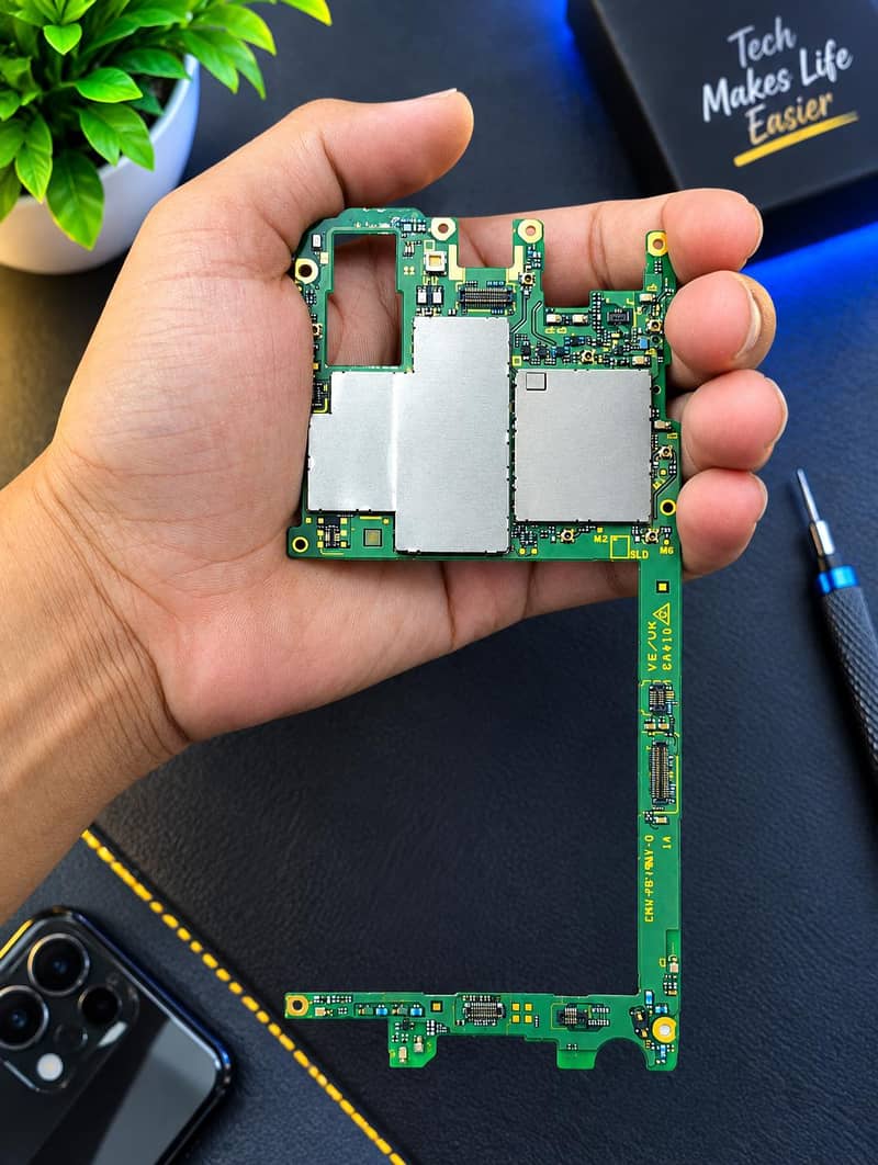 Aquos Sharp R2 Board 0
