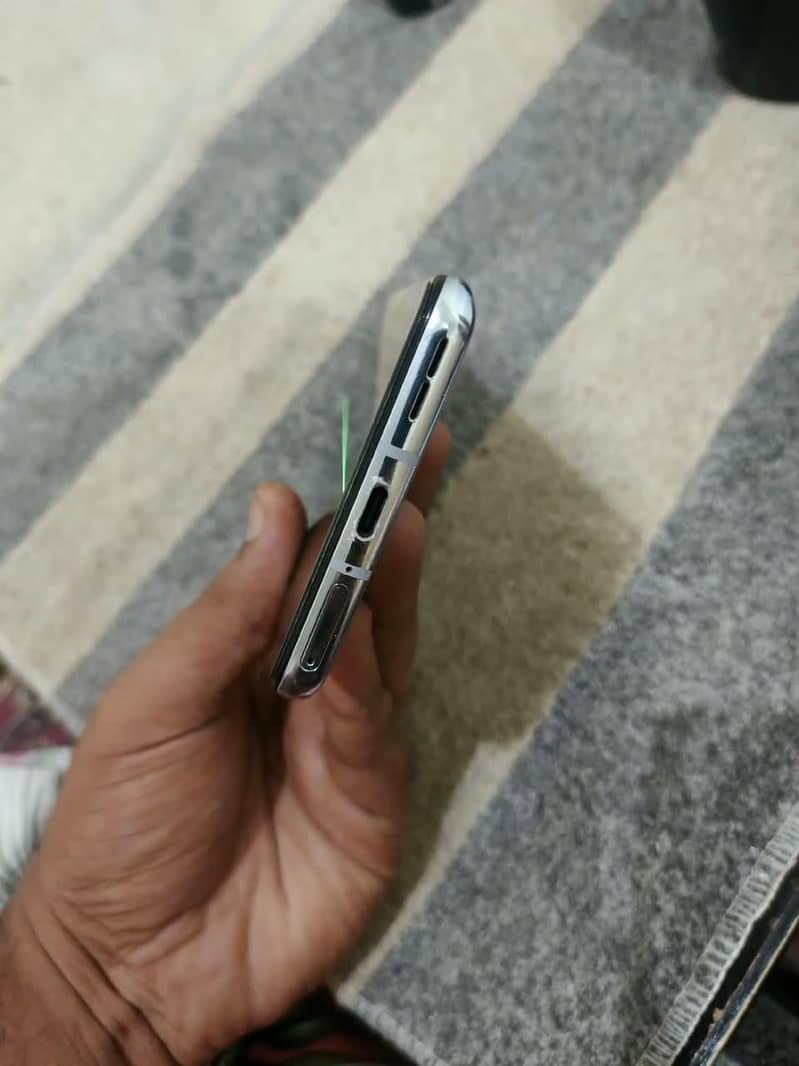 One Plus 8T 0