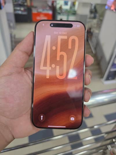 Apple iPhone 16 Pro