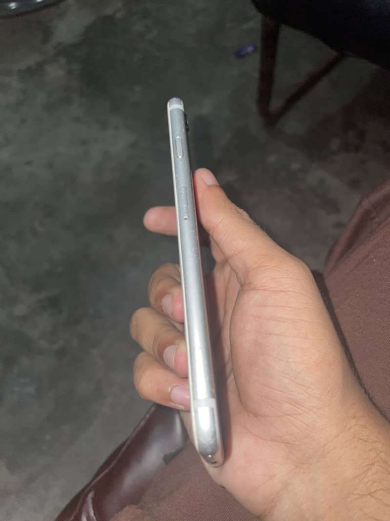 iPhone 6 3