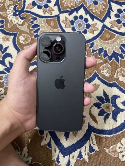 Apple iPhone 16 Pro