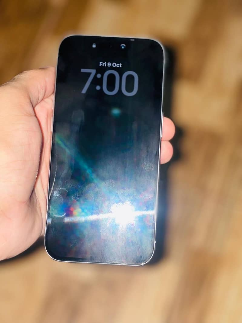 Apple iPhone 15 Pro 2