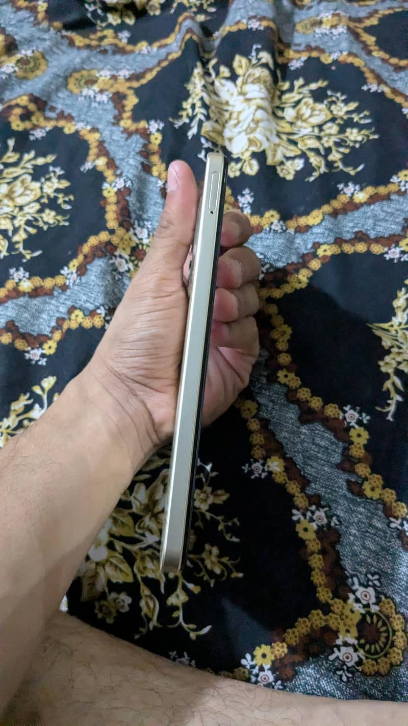 Realme Note 70 5