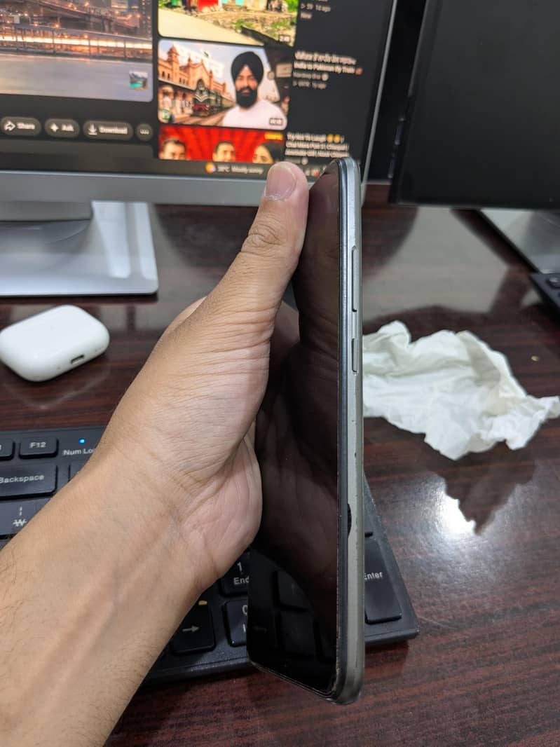 Realme C25Y 6