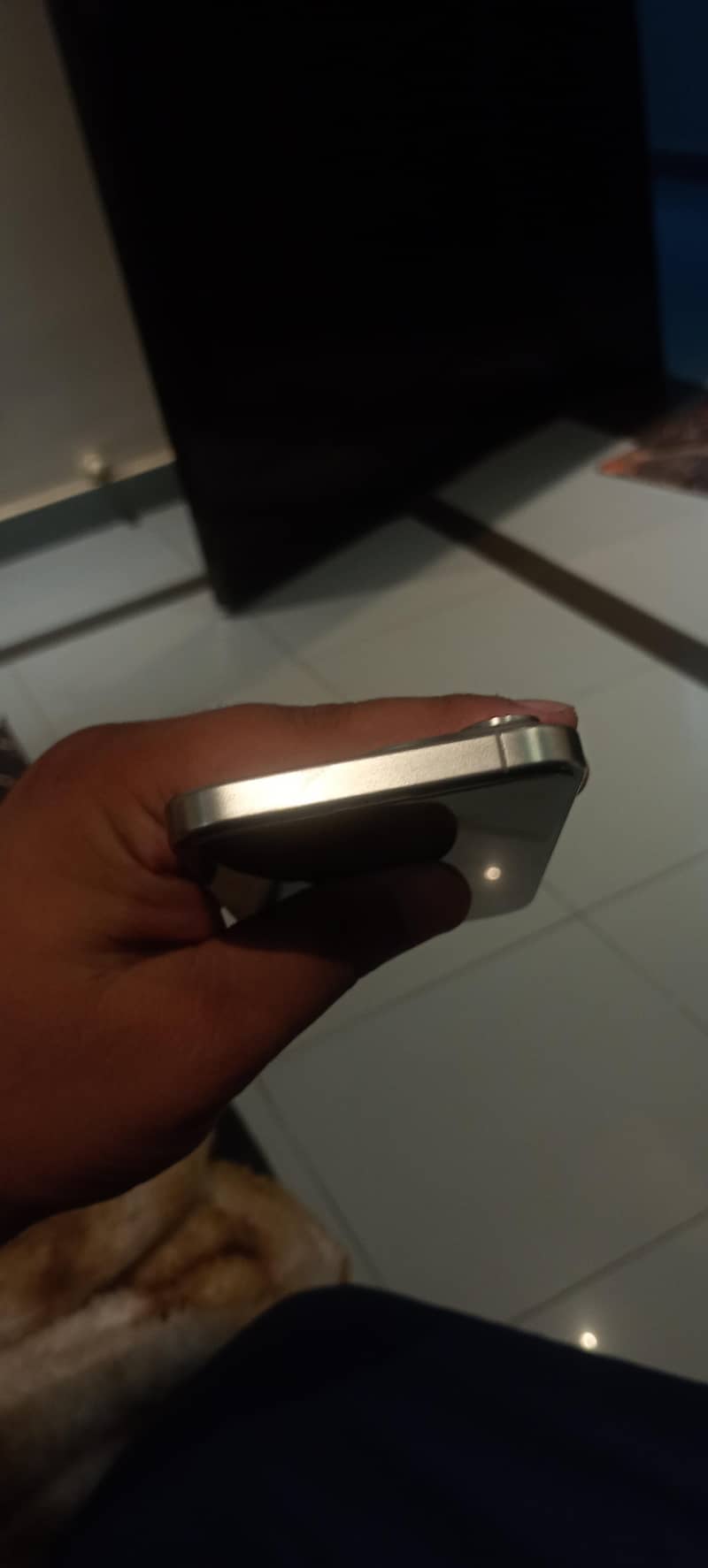 Apple iPhone 15 Pro Max 4