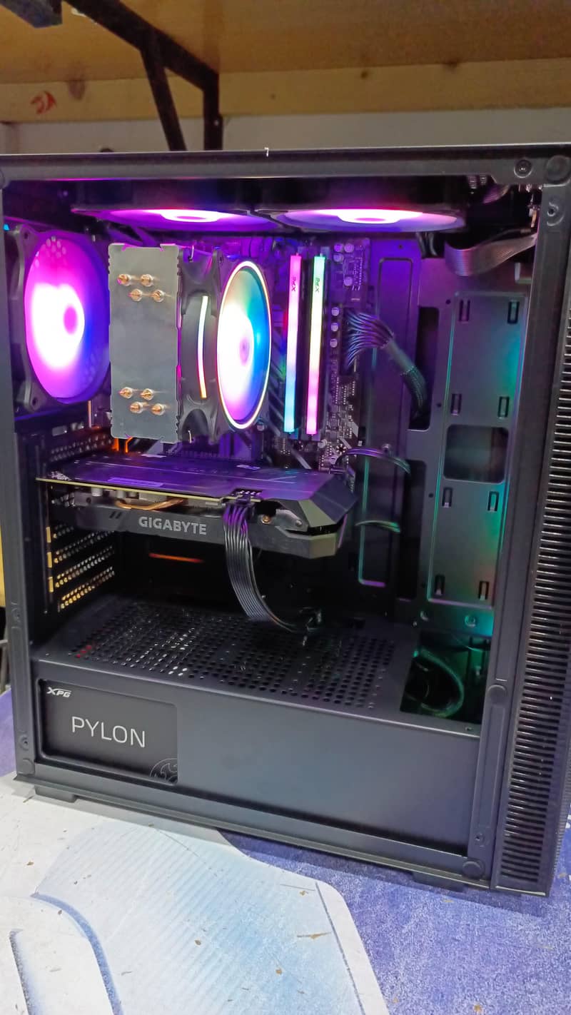 1 year used pc 1