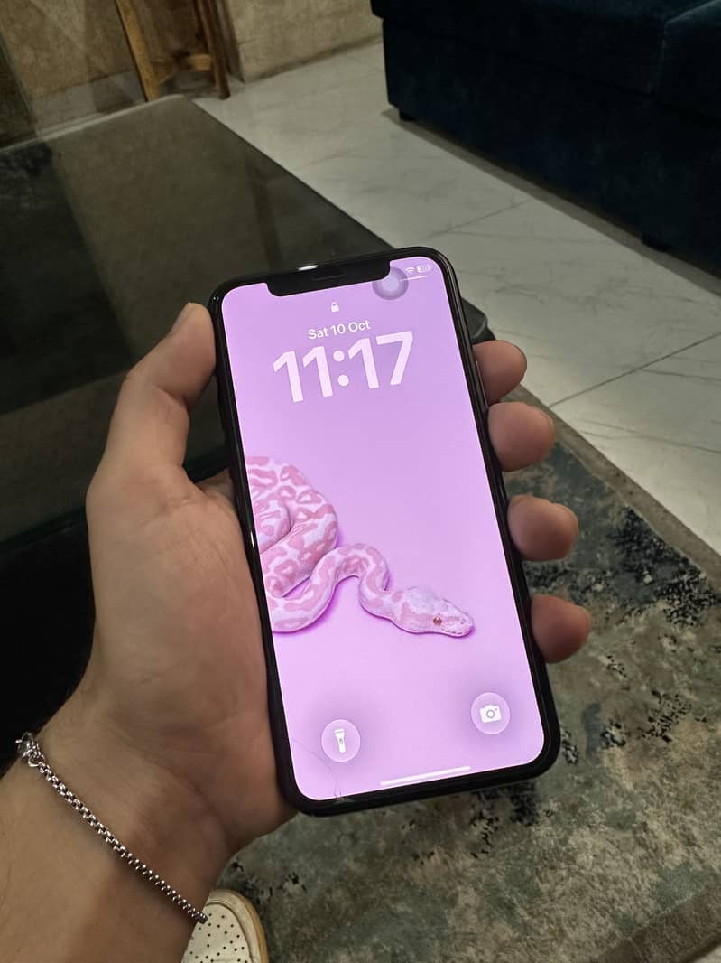 Apple iPhone 11 Pro 2