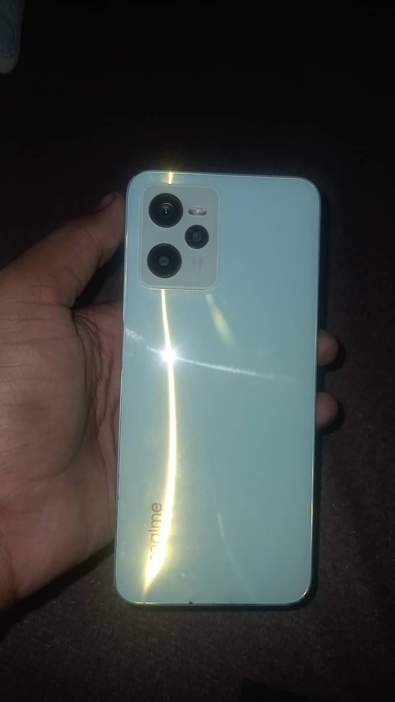 Realme C35 1