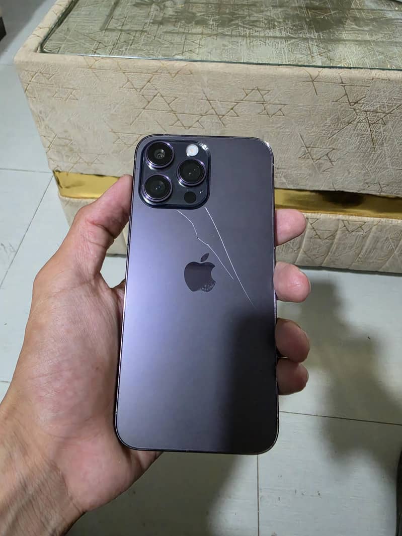 Apple iPhone 14 Pro Max 4