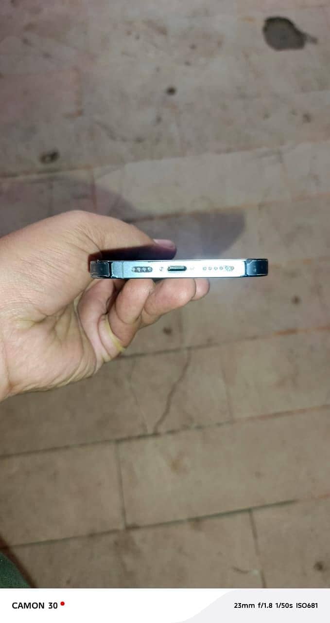 Apple iPhone 13 Pro Max 3
