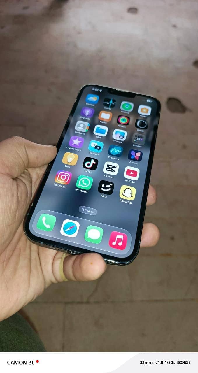 Apple iPhone 13 Pro Max 7