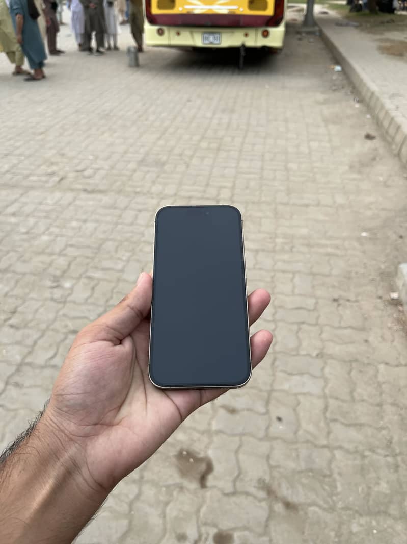 Apple iPhone 14 Pro 6