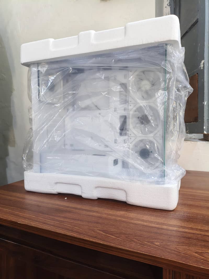 gaming PC case 2