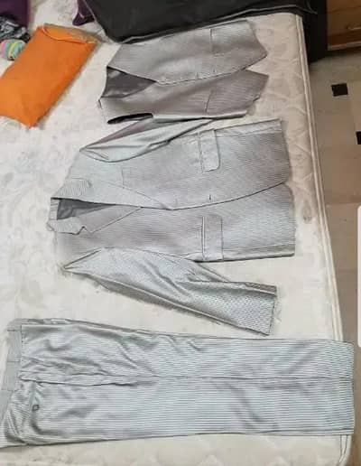 3 Piece Suite