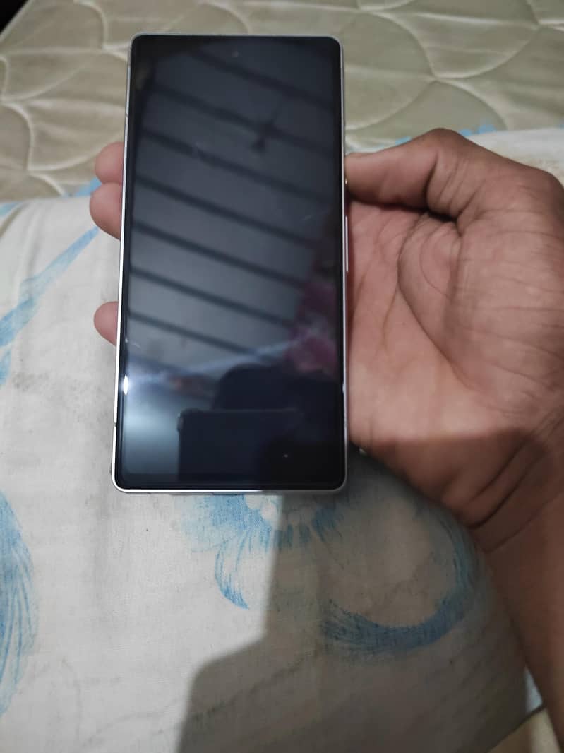 Google Pixel 7a 4