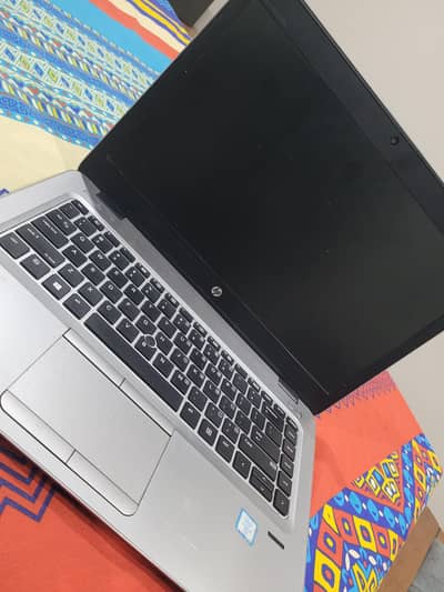 Hp Elite book core i5 (8gb ram + 256gb SSD)