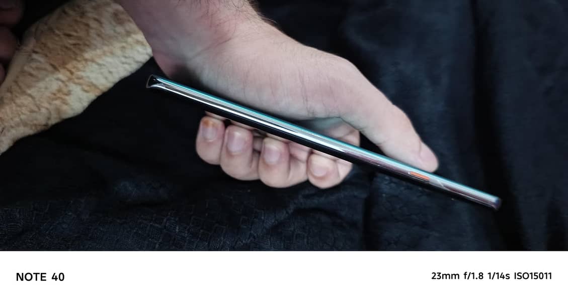 Tecno CAMON 40 Pro 4