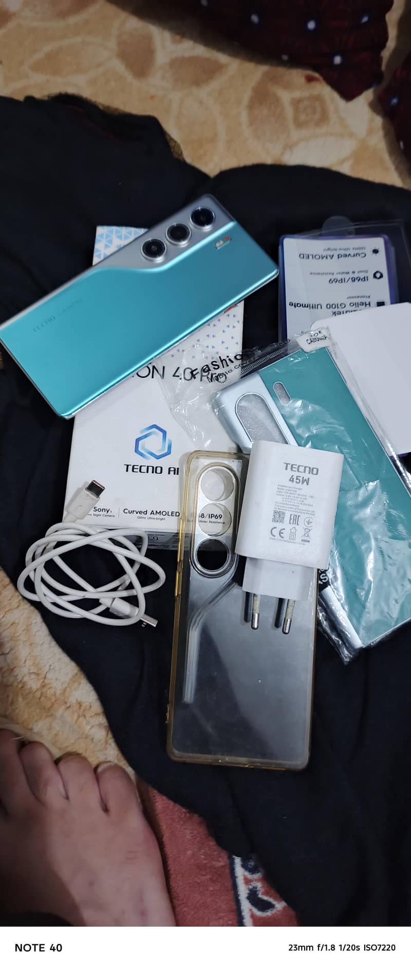 Tecno CAMON 40 Pro 6