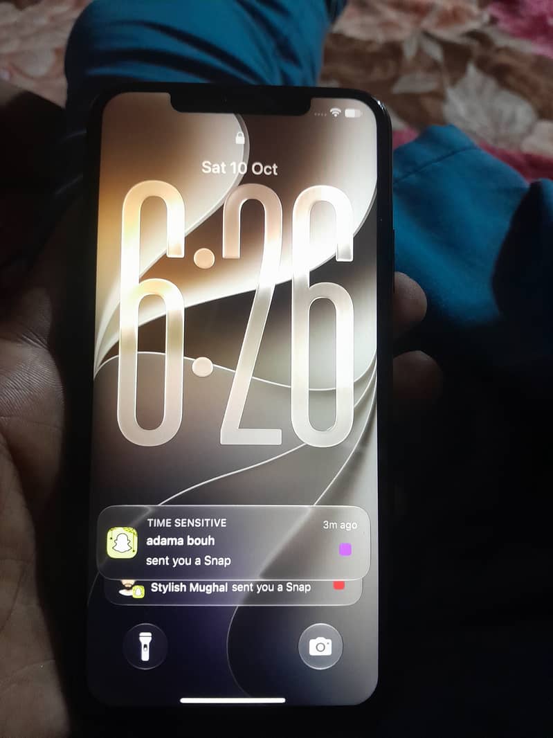 Apple iPhone 11 Pro Max 4
