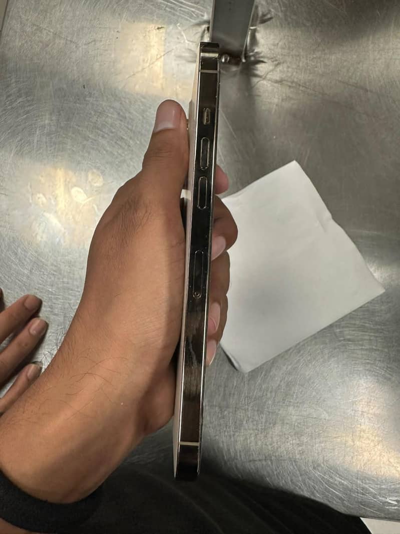 Apple iPhone 12 Pro 5
