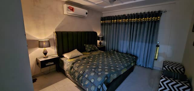 FULLY FURNISHED LUXURY ONE BED APARTMENT FOR RENT SECTOR E BAHRIA TOWN LAHORE.