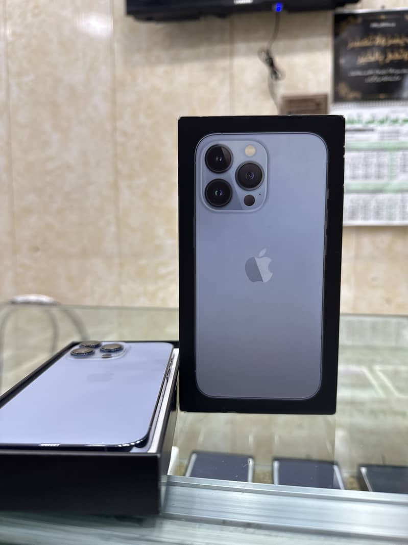Apple iPhone 13 Pro 0