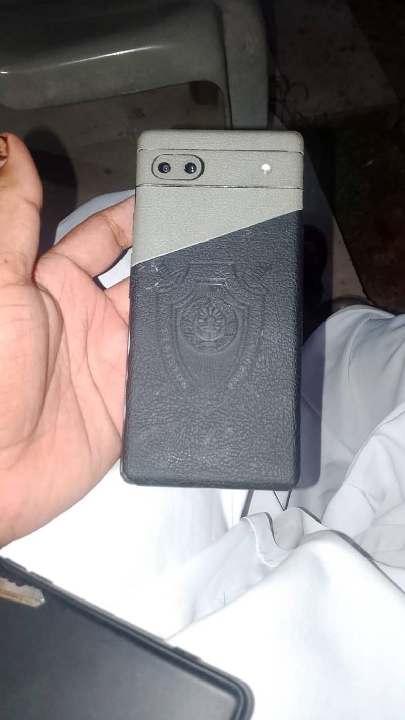 Google Pixel 6a 1