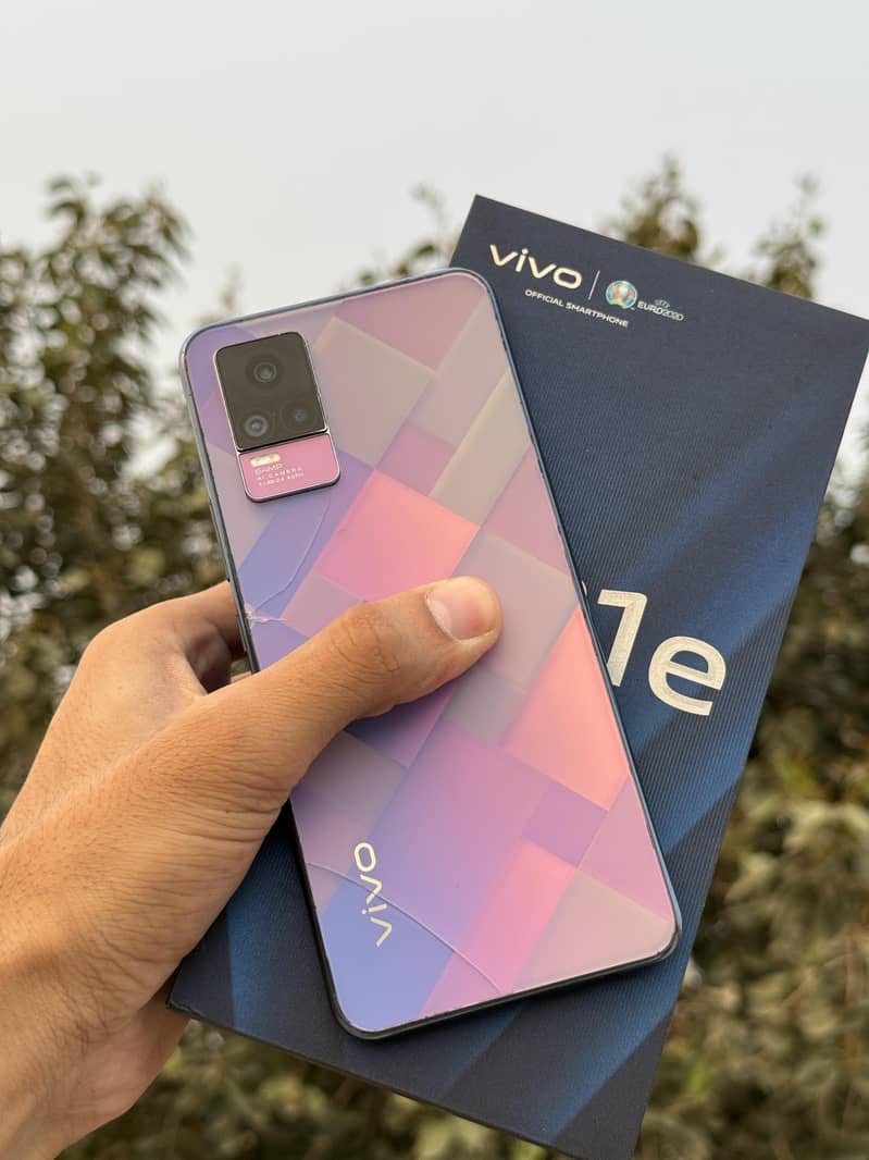 Vivo V21e 0