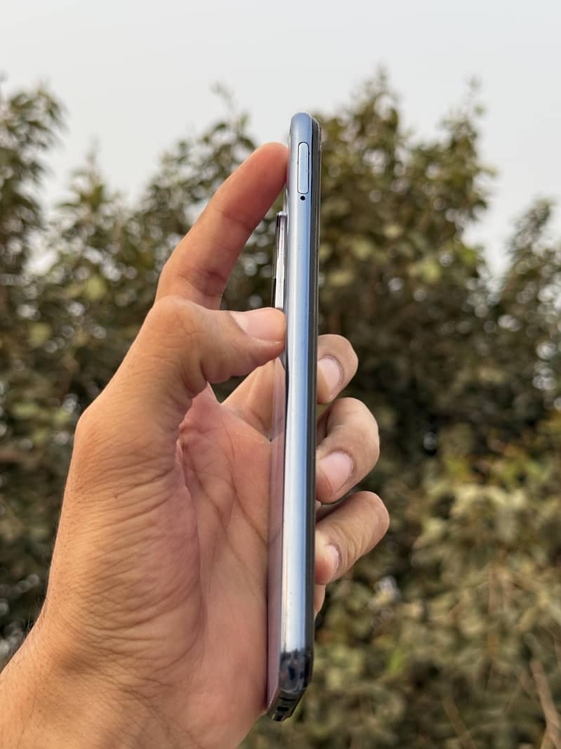Vivo V21e 3