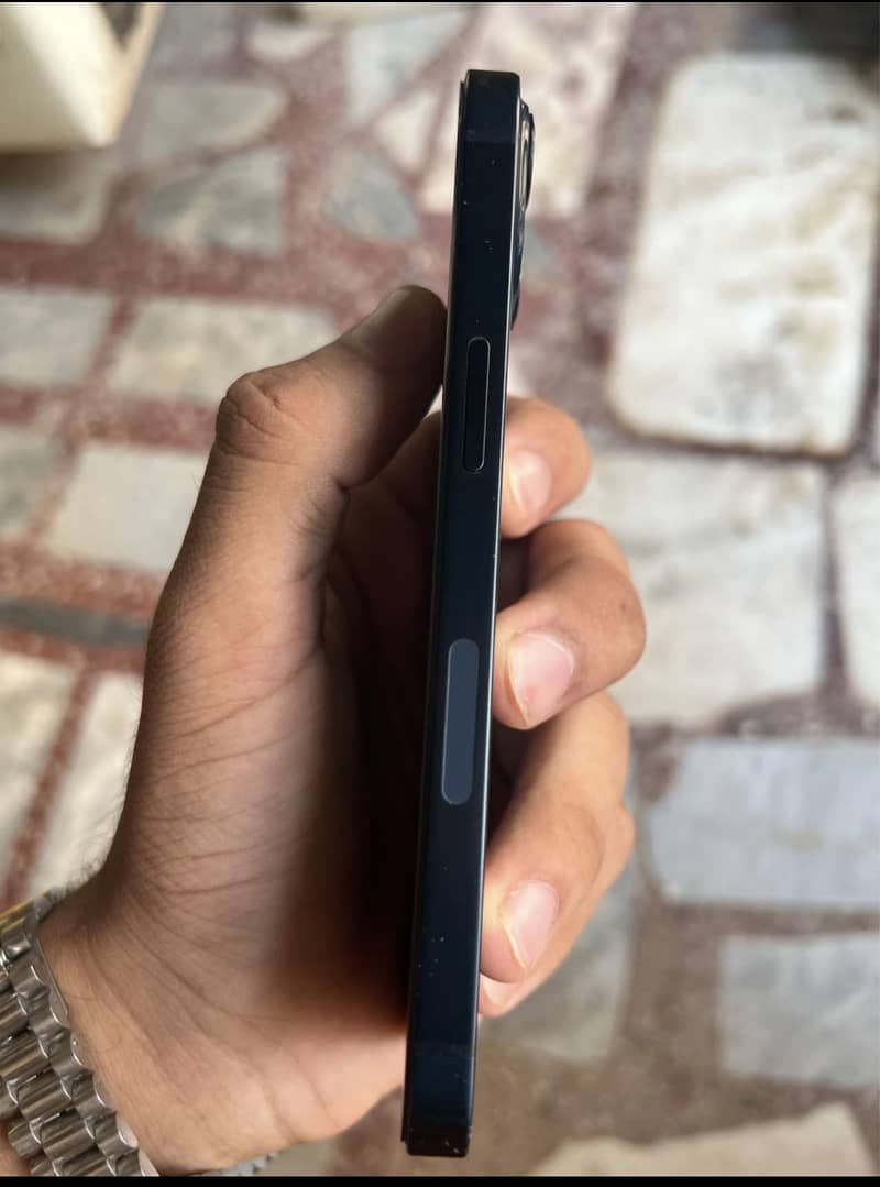 Apple iPhone 13 0-313-59-001-56 2
