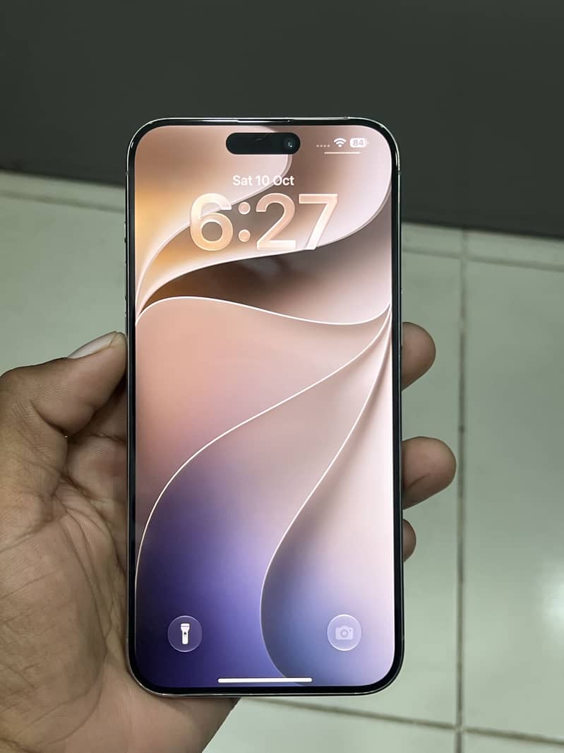 iPhone 15 Pro Max 0