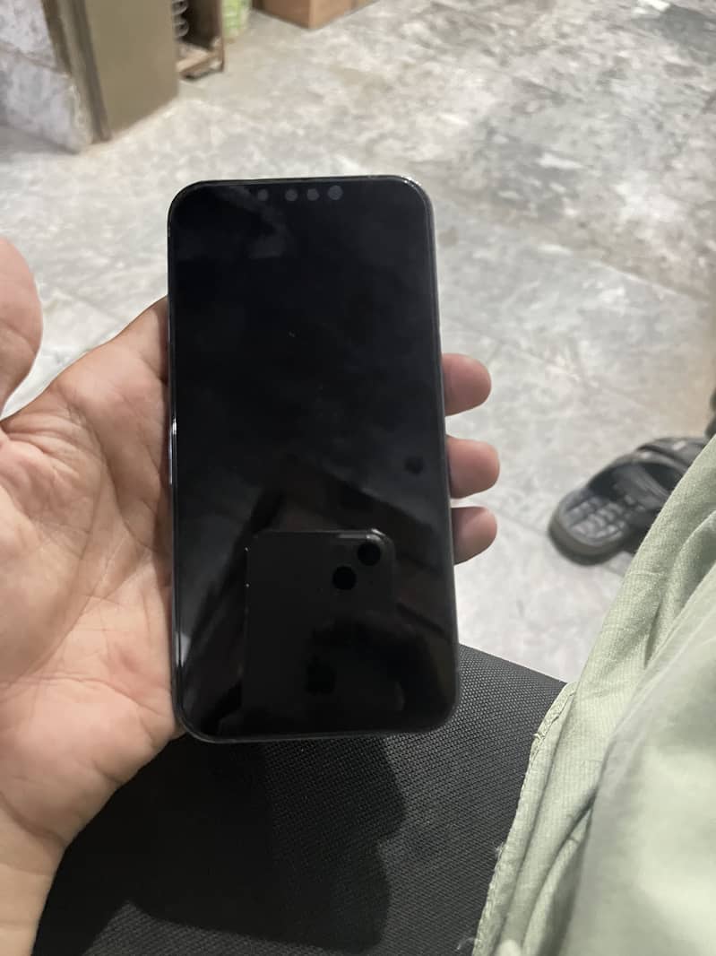 Apple iPhone 13 Pro 4