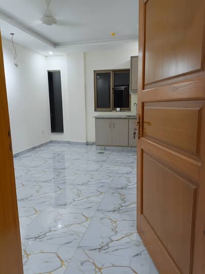 2 bed apartment available for rent in bahria Town phase 8