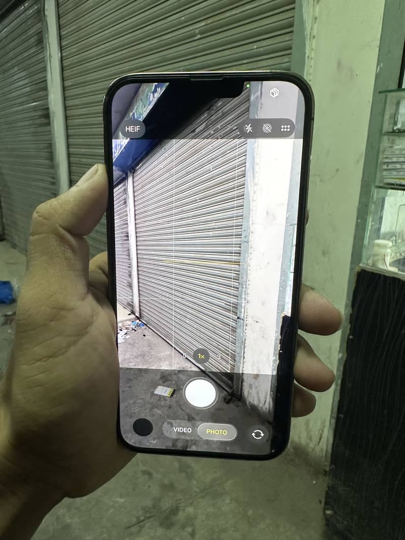 iPhone 13 Pro Max JV 2