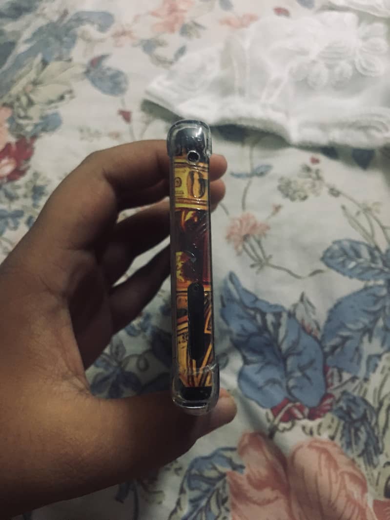 Samsung Mobile Note 8 2