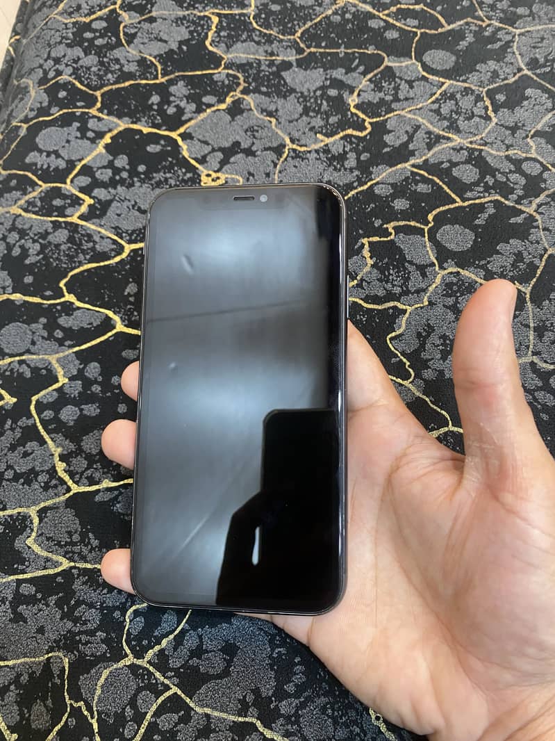 Apple iPhone 11 1