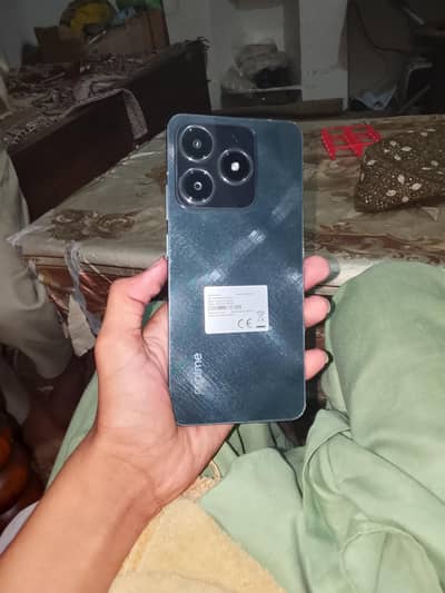 Realme C61
