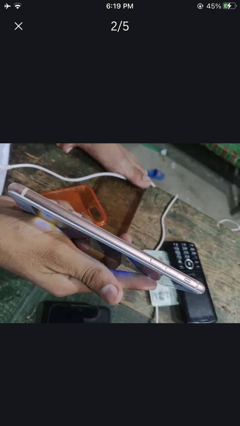 Apple iPhone 8 Plus 3