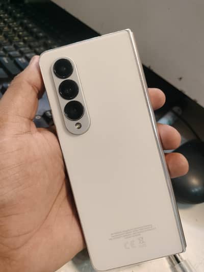 Samsung Mobile Z Fold 4