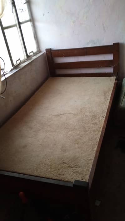 used signal bed 2 no same design