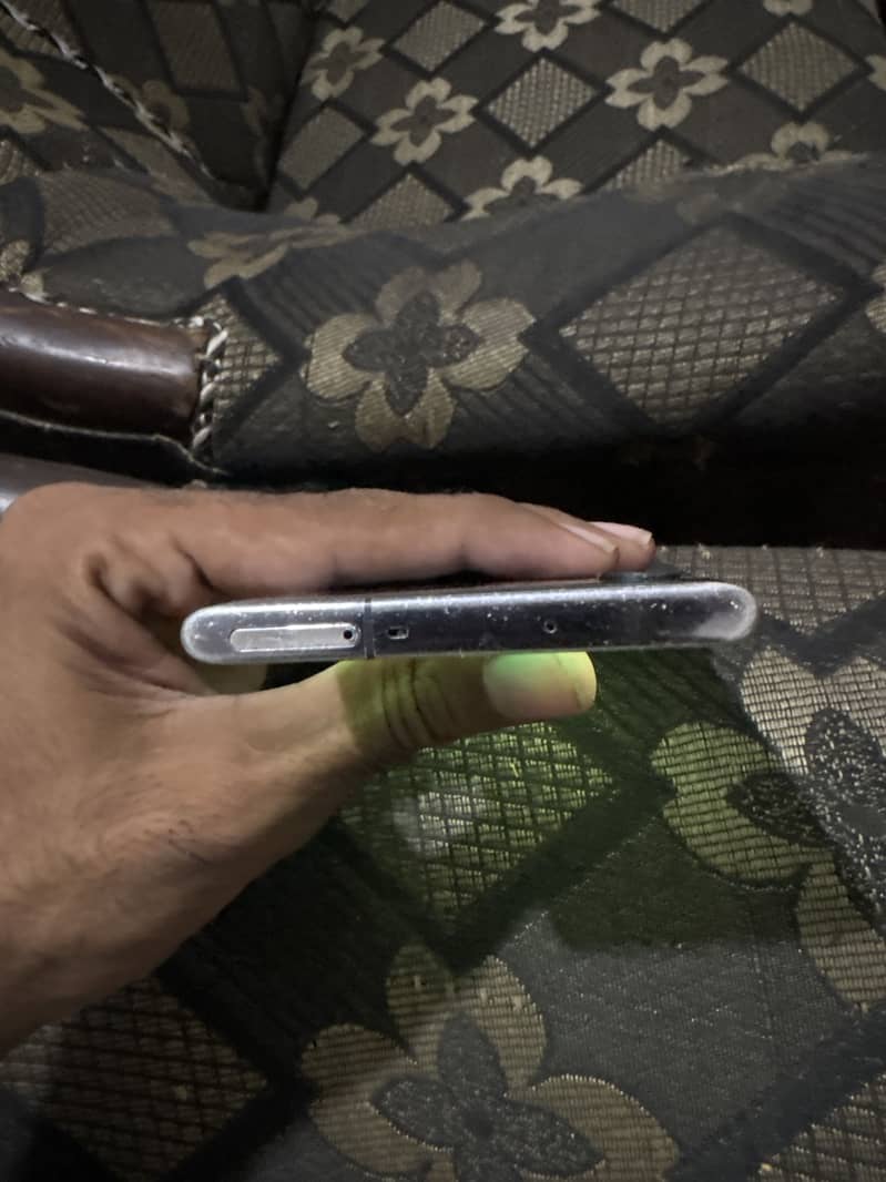 Samsung Mobile Note 10 4