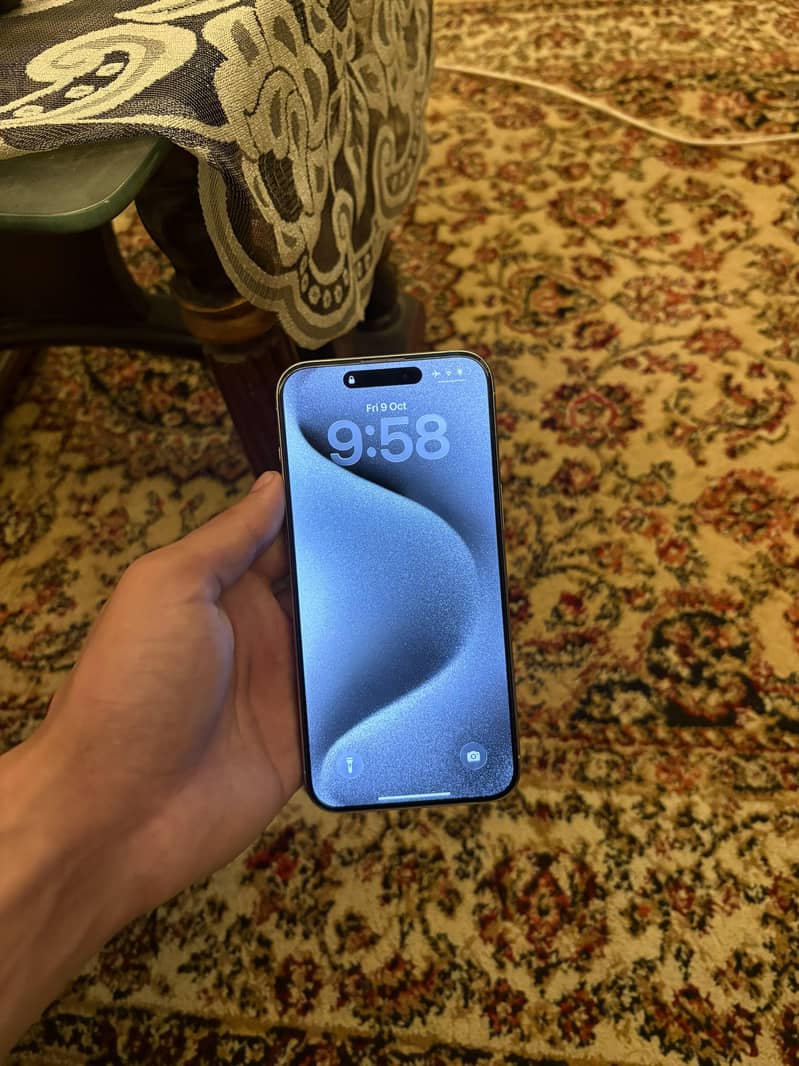 Apple iPhone 15 Pro Max 5