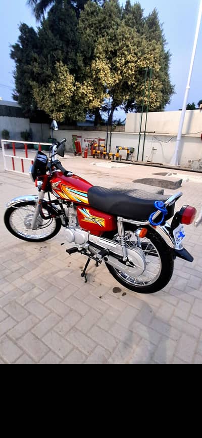 Honda 2026 Model – Only 1,400 KM Driven – Like Brand New
