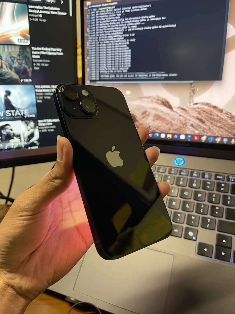 iPhone 14 10/10 98BH 1